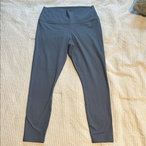 Athleta Transcend Rib 7/8 Leggings in Dark Gray/Gray Blue